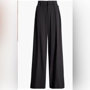 Good American 90’s suiting pleated wide leg pants. Long.